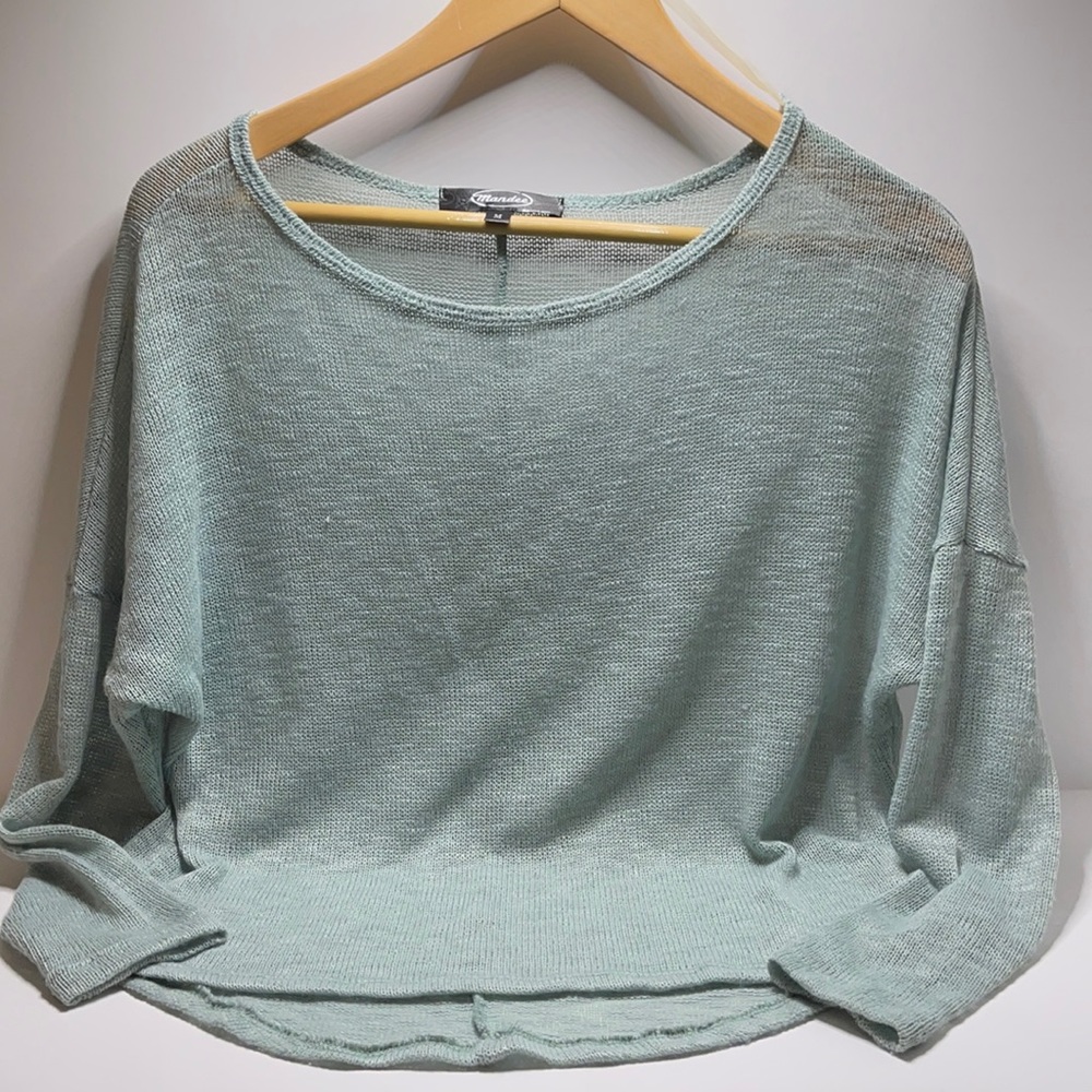 Used Mandee medium mint knit blouse